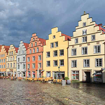 Kreative Architekturfotografie in Osnabrück - von Perspektive zur Blauen Stunde